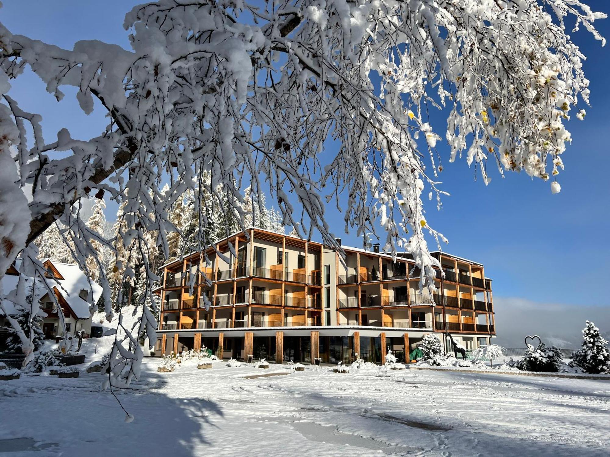 Hotel Lech Da Sompunt Badia  Exteriör bild