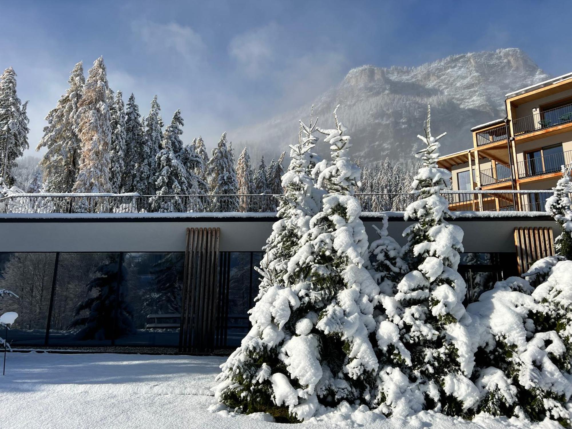 Hotel Lech Da Sompunt Badia  Exteriör bild